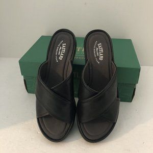 Eastland Candice Women Style Black Leather Chunky Heel Wedge Slides Sandal  Sz 7